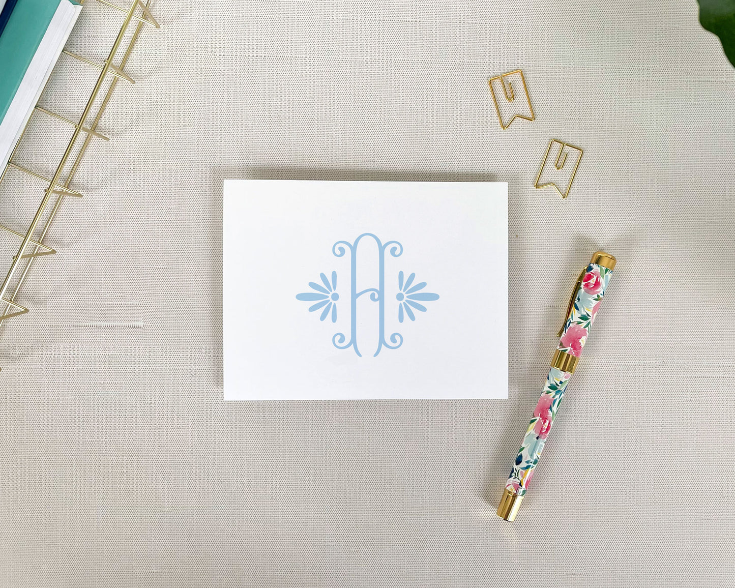 elegant single initial monogram, feminine monogram, monogram stationery, folded note card set, meredith collie paper