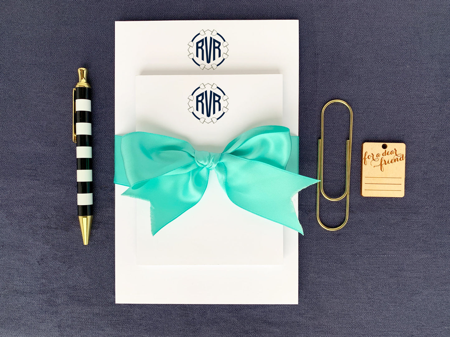 Round Snaffle Bit Equestrian Monogram Notepad Gift Set