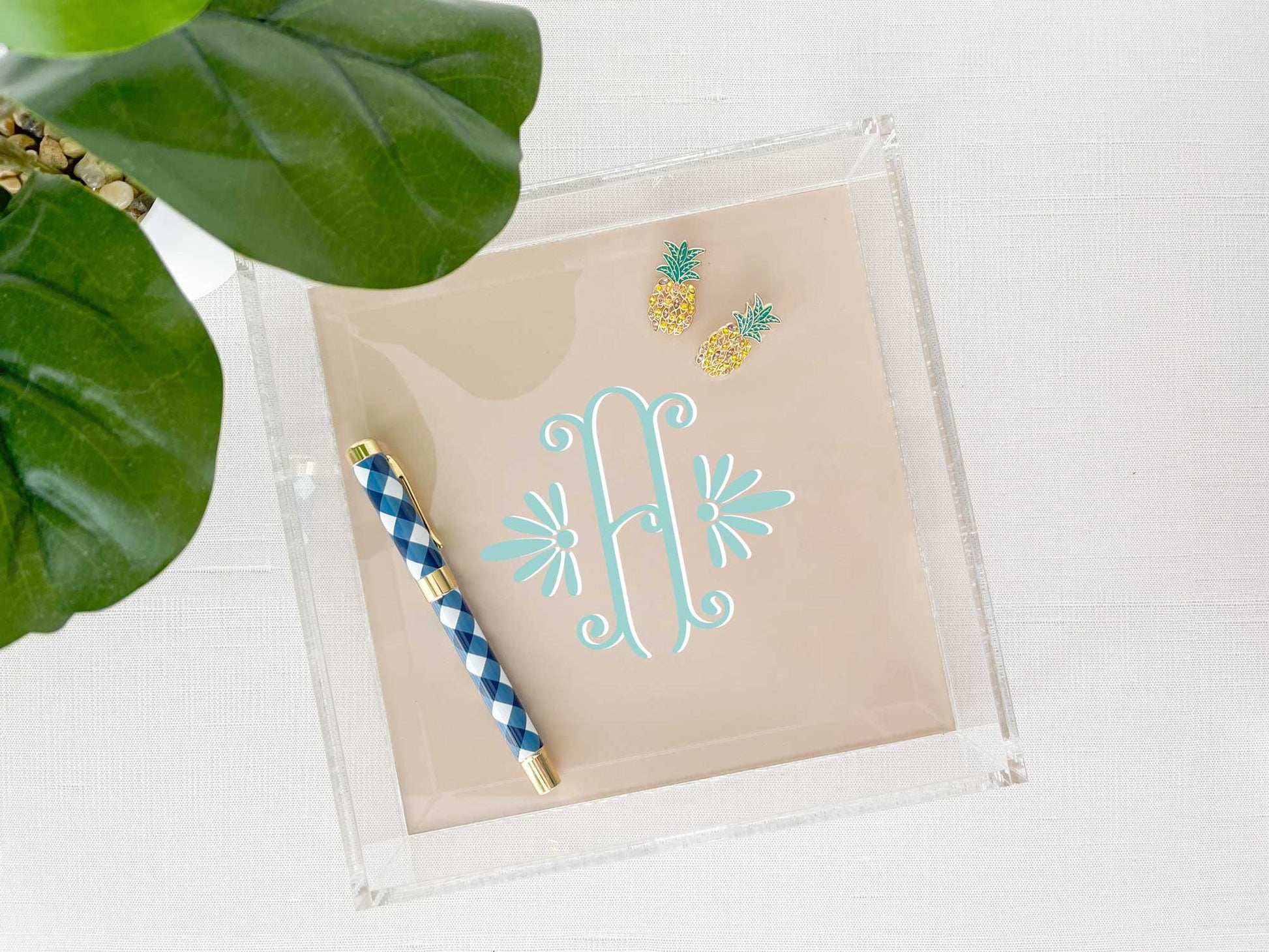 elegant single initial monogram, medium square lucite tray, acrylic tray, meredith collie paper, 8 inches square