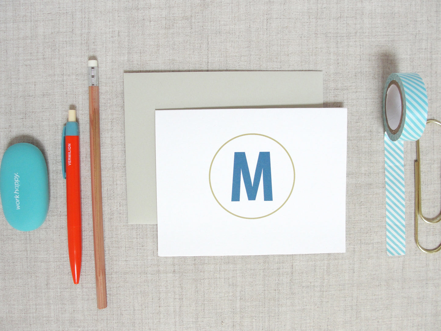 Modern Single Initial Monogram Note Cards | Meredith Collie Paper