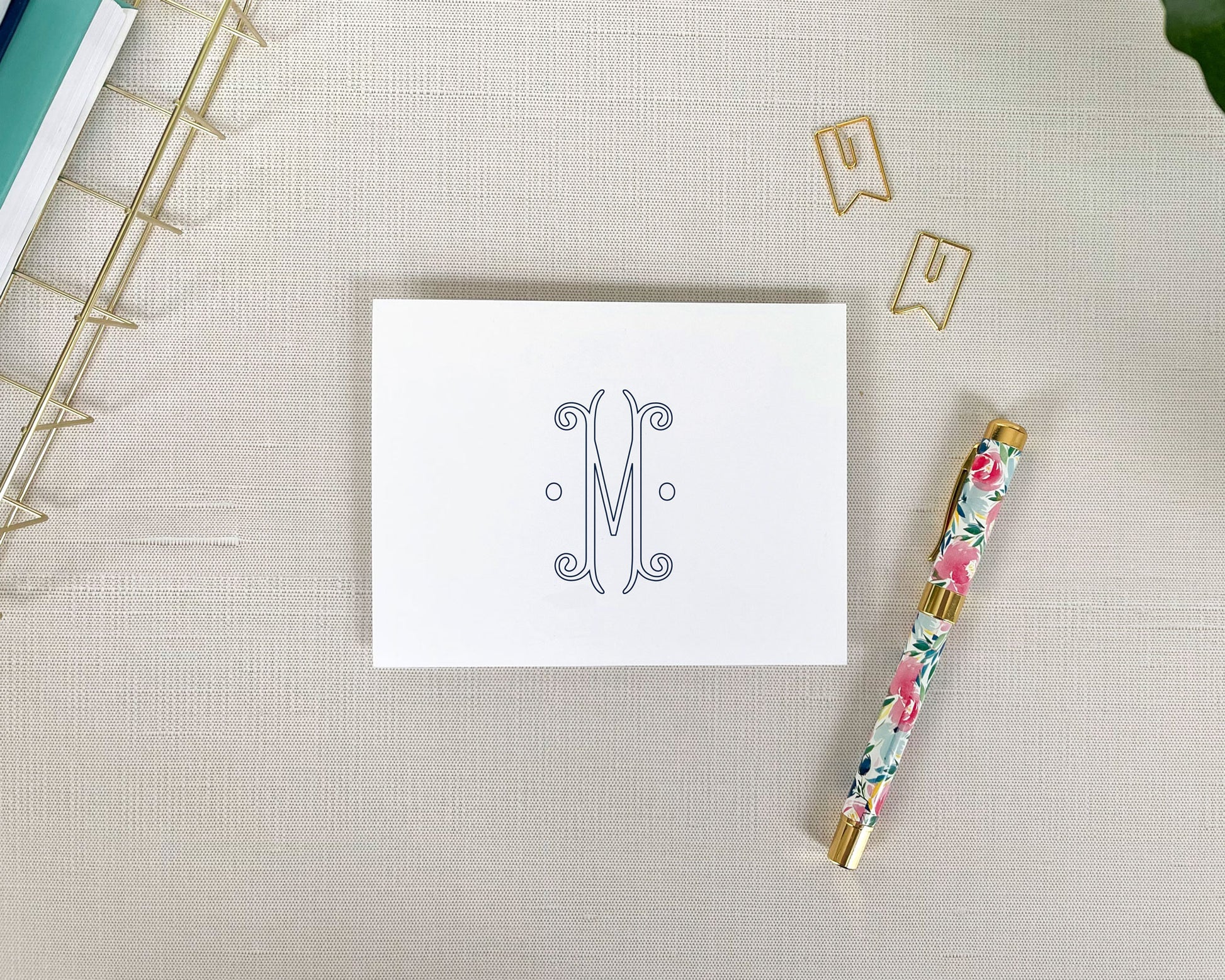 elegant outline monogram, single initial monogram stationery, folded note card set, meredith collie paper